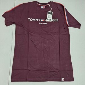 Tommy Hilfiger Mens Maroon Logo Graphic T-Shirt Stripe Sleeve Medium NEW